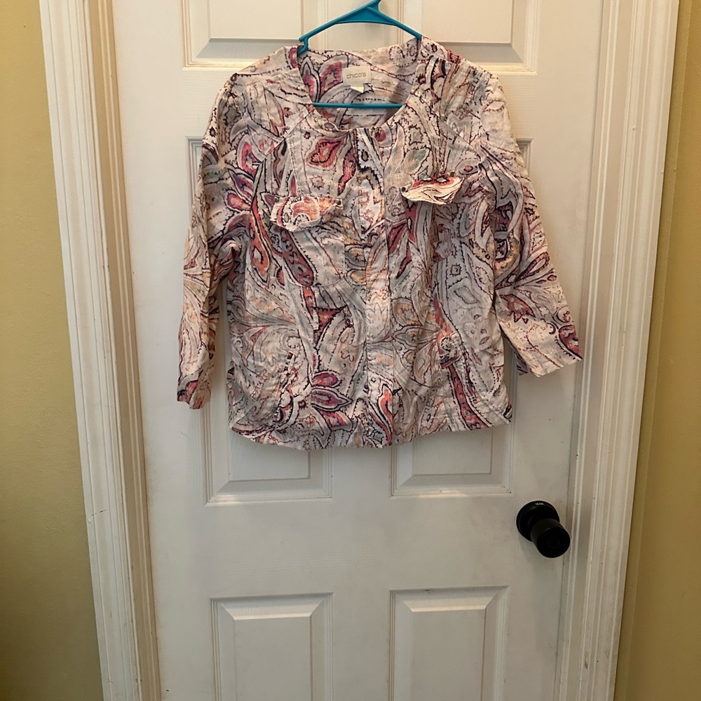 Chico’s linen Paisley Print top with 3/4 Sleeves